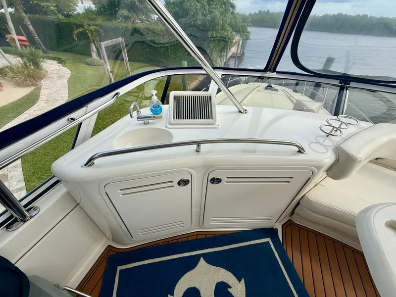 Slide: The Image of Sea Ray 480 Sedan Bridge 2004 - 23