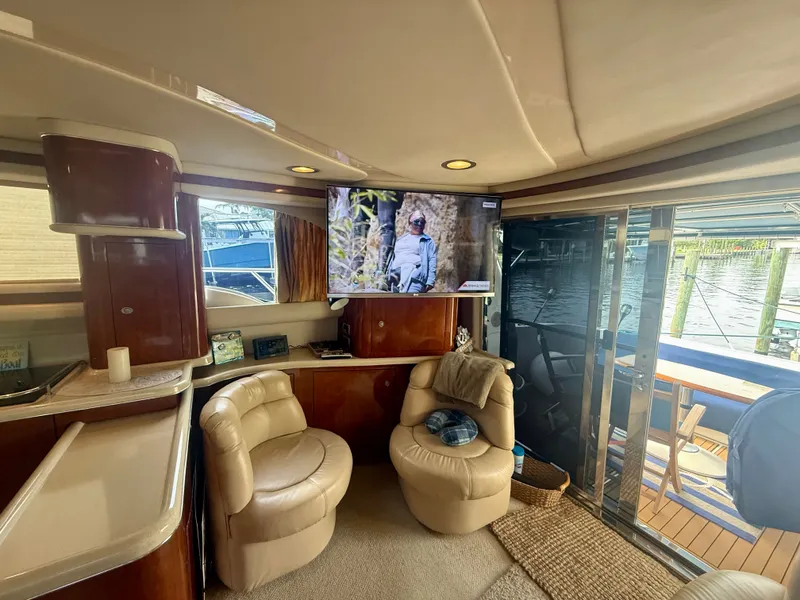 Slide: The Image of Sea Ray 480 Sedan Bridge 2004 - 7