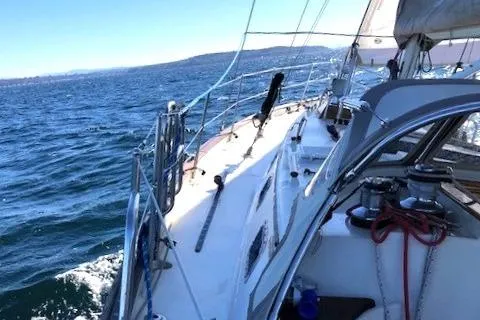 Slide: The Image of 1997 Pacific Seacraft 40 "Serenade" - 5