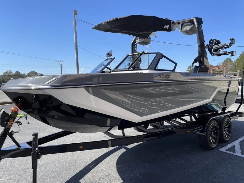 Slide: The Image of Nautique Super Air Nautique GS22 2026 - 12