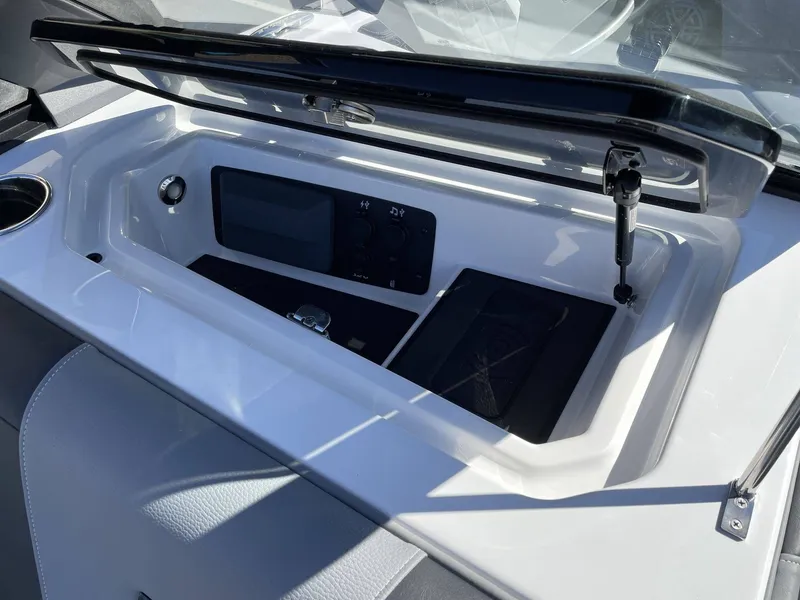 Slide: The Image of Nautique Super Air Nautique GS22 2026 - 22