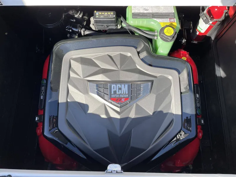 Slide: The Image of Nautique Super Air Nautique GS22 2026 - 37