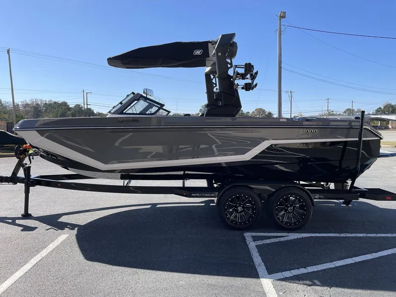 Slide: The Image of Nautique Super Air Nautique GS22 2026 - 4