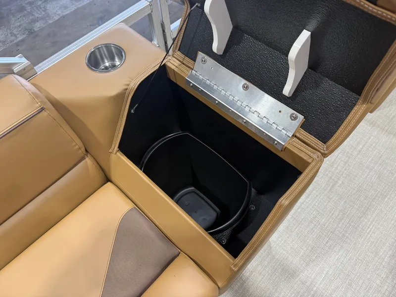 Slide: The Image of Tahoe Sport 2180 Cruise & Honda 4-Stroke EFI 2026 - 20