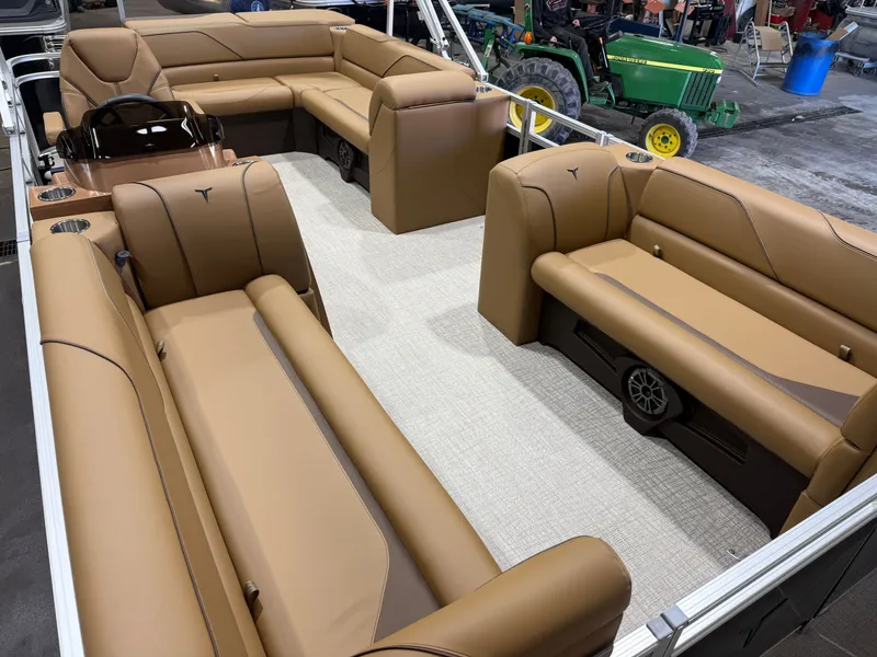 Slide: The Image of Tahoe Sport 2180 Cruise & Honda 4-Stroke EFI 2026 - 27