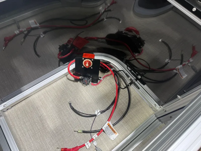 Slide: The Image of Tahoe Sport 2180 Cruise & Honda 4-Stroke EFI 2026 - 29