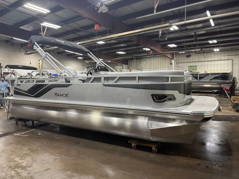 Slide: The Image of Tahoe Sport 2185 Swingback (VRB) & Honda 4-Stroke EFI 2026 - 44