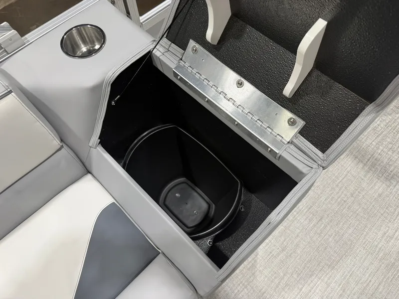 Slide: The Image of Tahoe Sport VRB 2185 Swingback & 4-Stroke $32995 2026 - 24