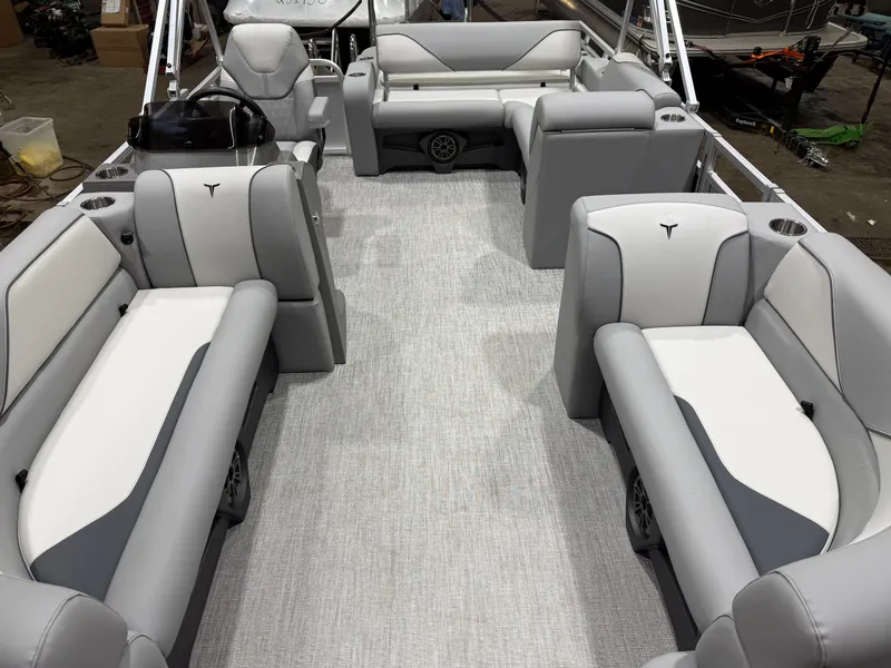 Slide: The Image of Tahoe Sport VRB 2185 Swingback & 4-Stroke $32995 2026 - 6