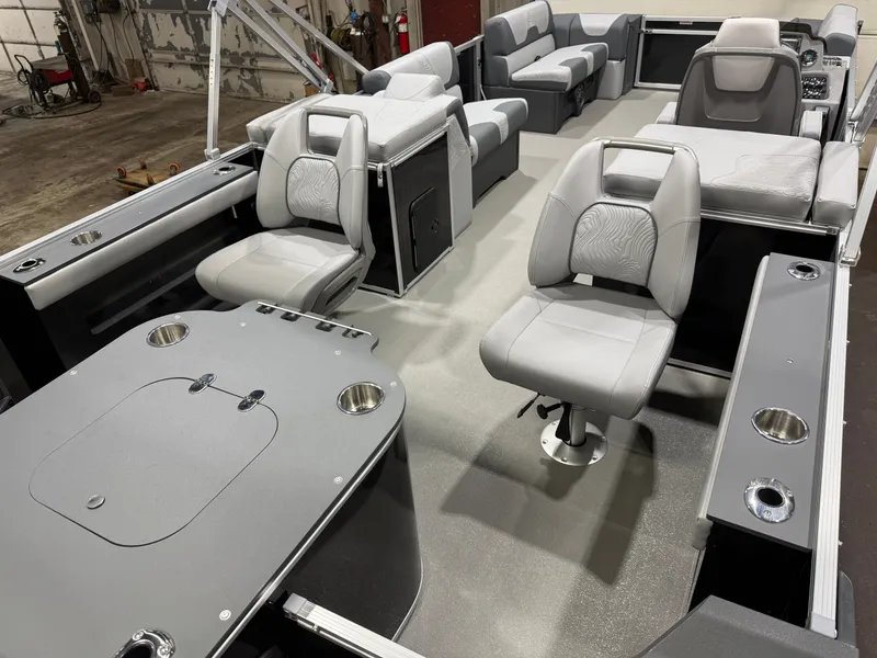 Slide: The Image of Tahoe GEOfish 2385 Rear Fish Tritoon & Honda 4-Stroke EFI 2026 - 30