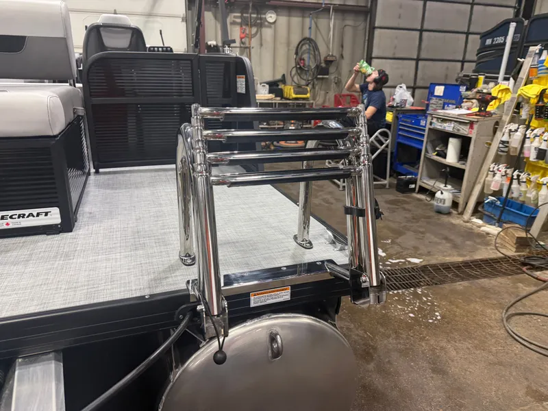 Slide: The Image of Princecraft Vectra 23 RL 2026 - 33