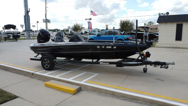 Slide: The Image of Triton 179 TrX 2023 - 8