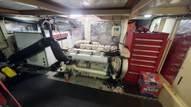 Slide: The Image of Engine Room Port - 37