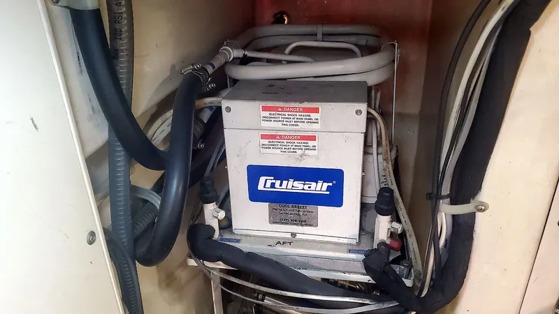 Slide: The Image of 3 Zone Air Conditioning - 47