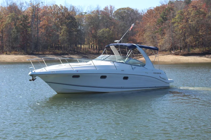 Slide: The Image of Four Winns 328 Vista 2004 - 2