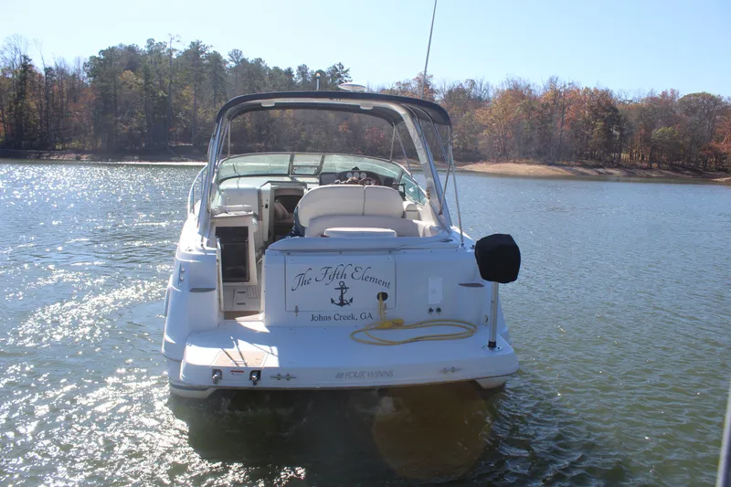 Slide: The Image of Four Winns 328 Vista 2004 - 7