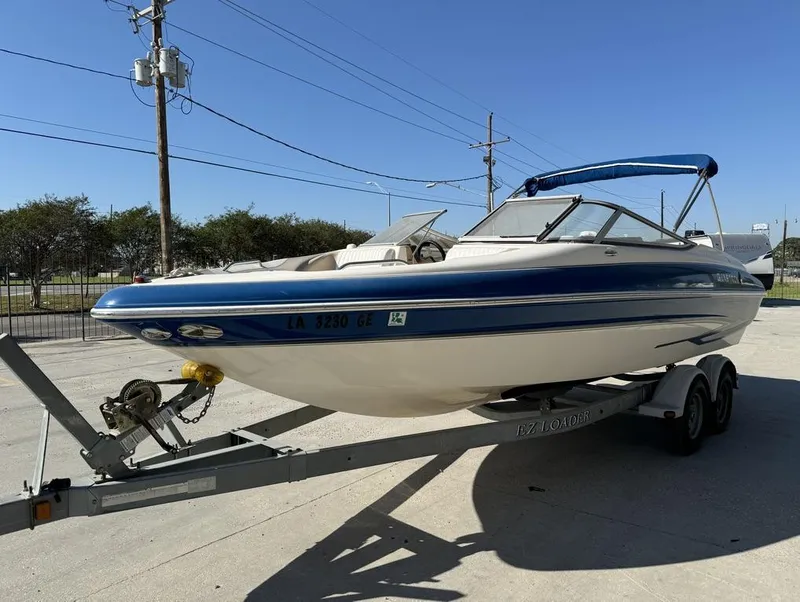 Slide: The Image of Glastron GXL 235 2007 - 8