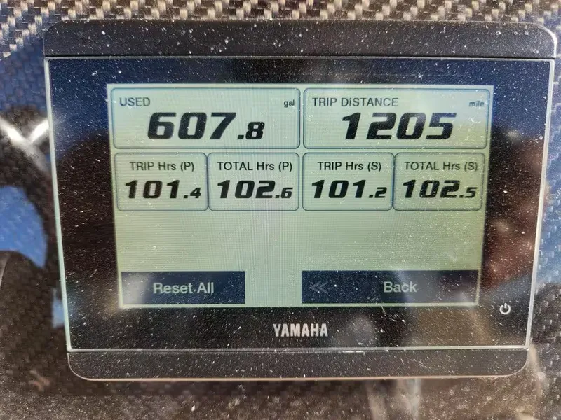 Slide: The Image of Grady-White 281 Coastal Explorer 2024 - 11