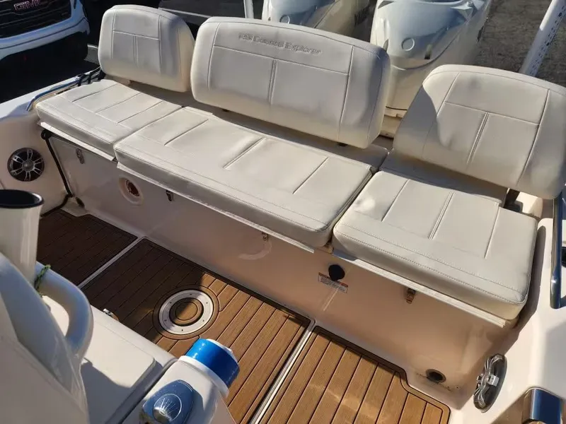 Slide: The Image of Grady-White 281 Coastal Explorer 2024 - 12