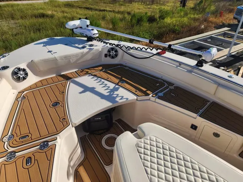 Slide: The Image of Grady-White 281 Coastal Explorer 2024 - 17