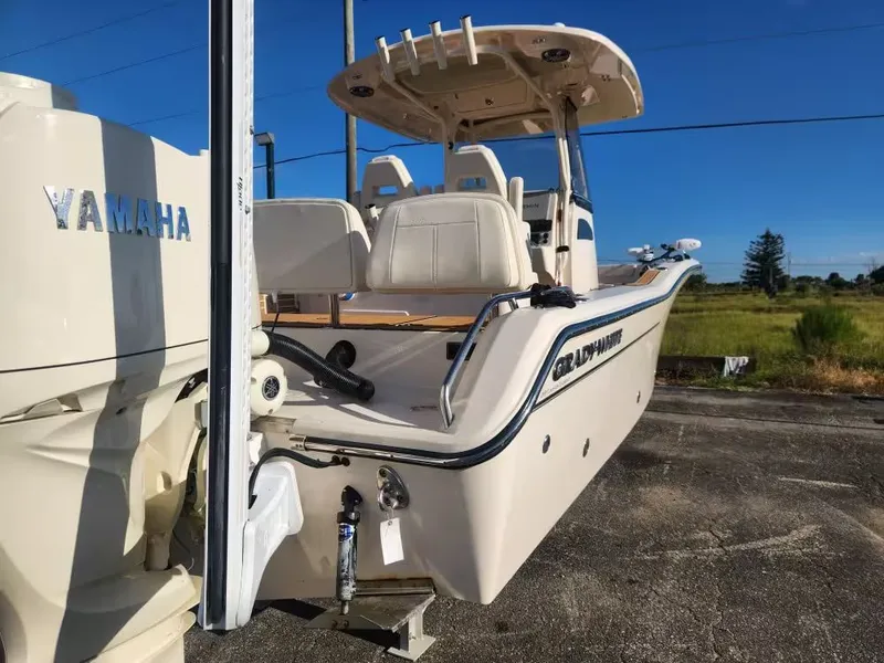 Slide: The Image of Grady-White 281 Coastal Explorer 2024 - 4