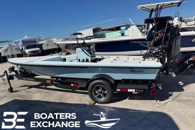 The Image of Maverick 17 HPX-V 2026 - 1