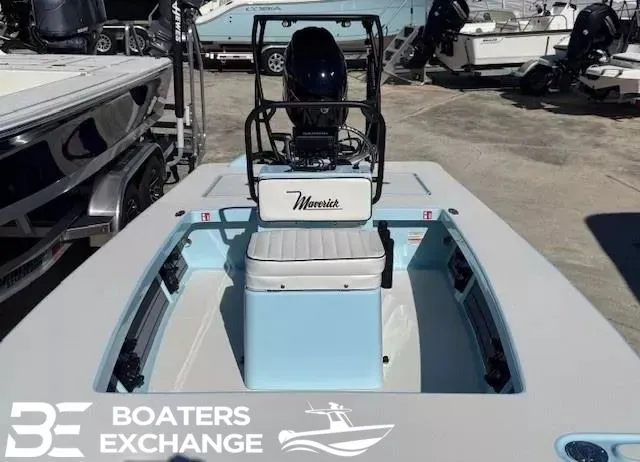 Slide: The Image of Maverick 17 HPX-V 2026 - 9