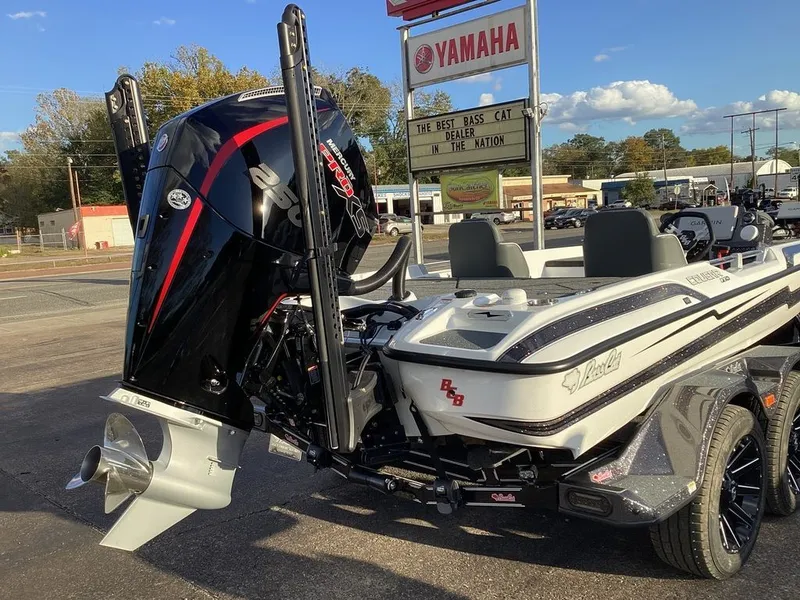 Slide: The Image of Bass Cat Cougar FTD SP 2026 - 10