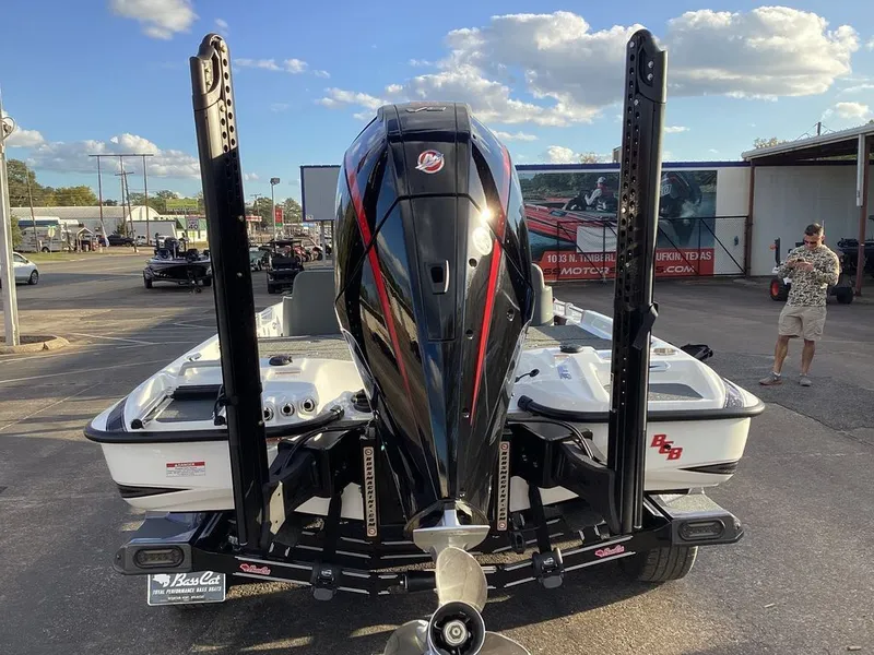 Slide: The Image of Bass Cat Cougar FTD SP 2026 - 11