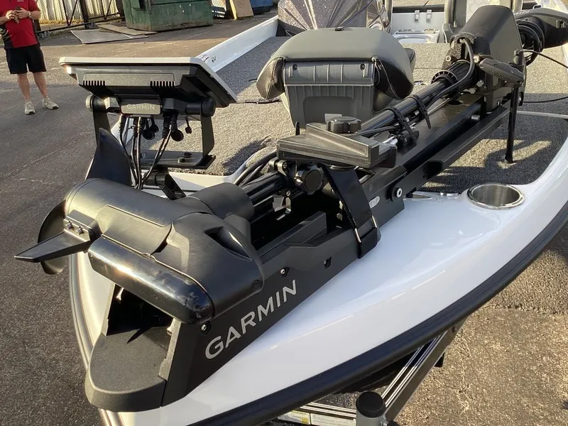 Slide: The Image of Bass Cat Cougar FTD SP 2026 - 26