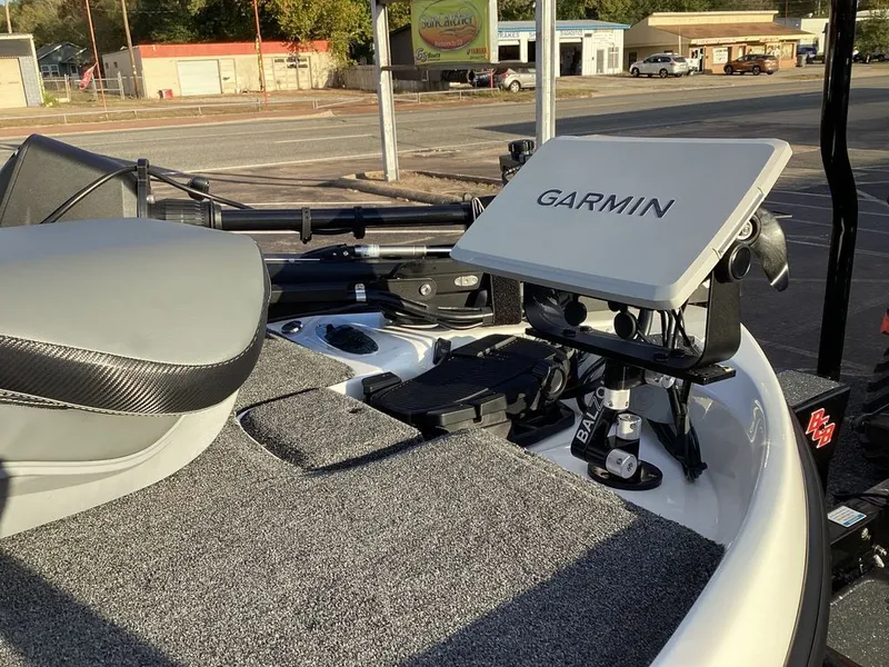 Slide: The Image of Bass Cat Cougar FTD SP 2026 - 30