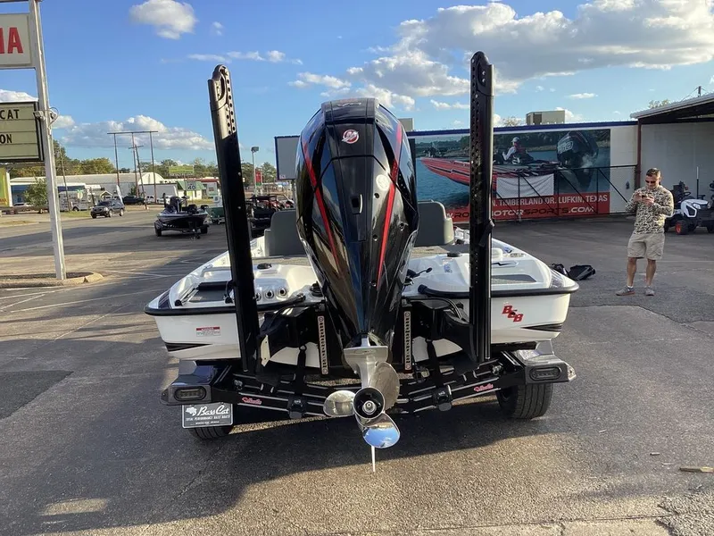 Slide: The Image of Bass Cat Cougar FTD SP 2026 - 4