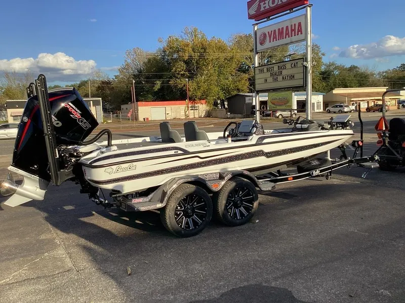 Slide: The Image of Bass Cat Cougar FTD SP 2026 - 50