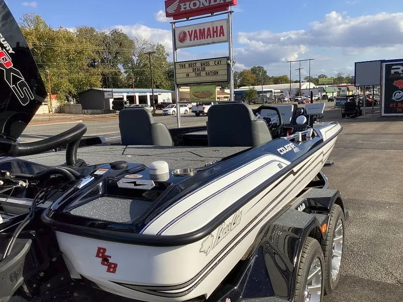 Slide: The Image of Bass Cat Cougar FTD SP 2026 - 40