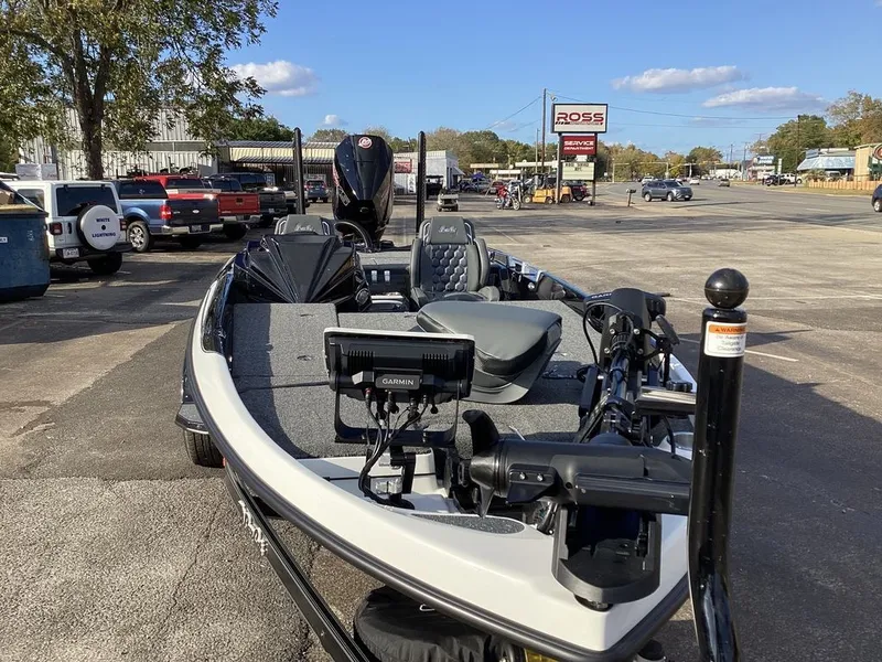 Slide: The Image of Bass Cat Cougar FTD SP 2026 - 5