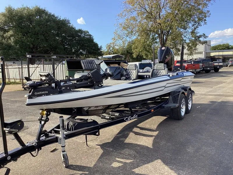 Slide: The Image of Bass Cat Cougar FTD SP 2026 - 6