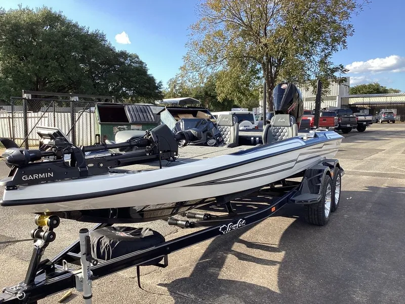 Slide: The Image of Bass Cat Cougar FTD SP 2026 - 7