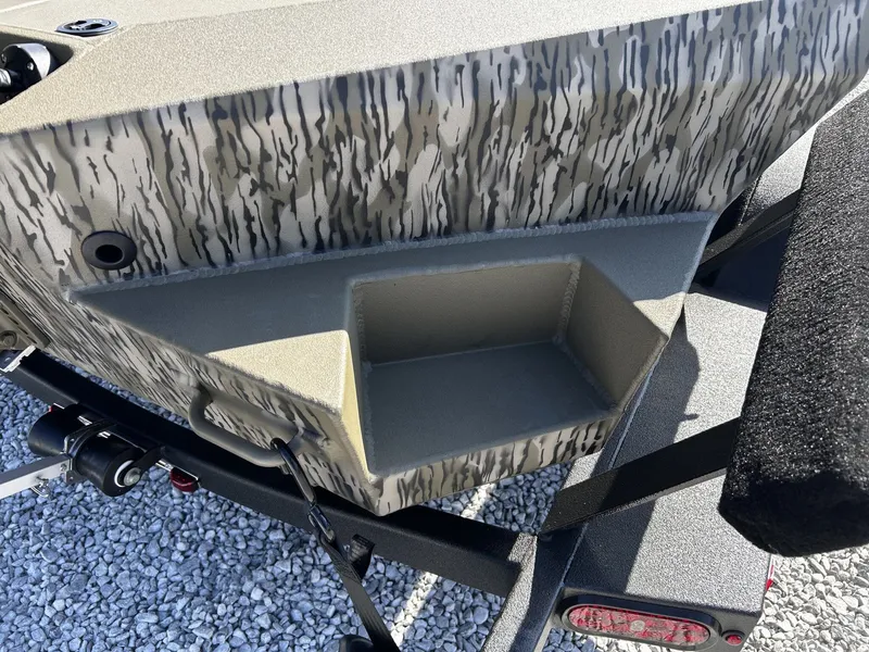 Slide: The Image of Thor Fish Hammer 1754 LIVEWELL MODEL 2026 - 8