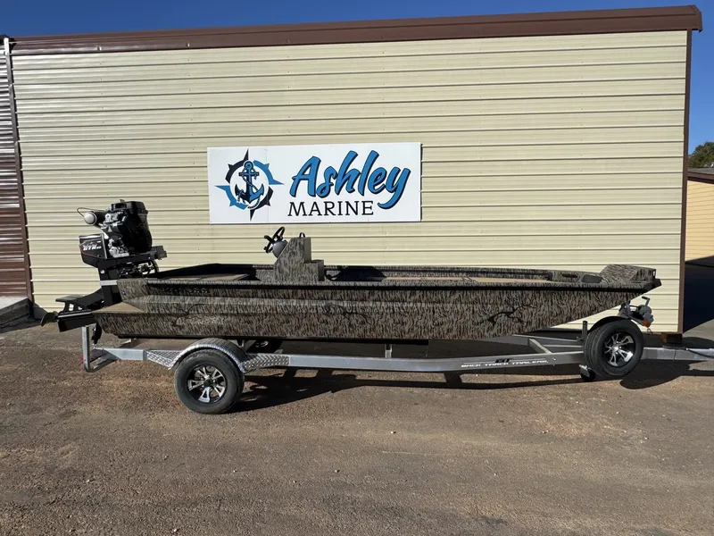 Slide: The Image of Xpress Bayou Series 180CC 2026 - 1