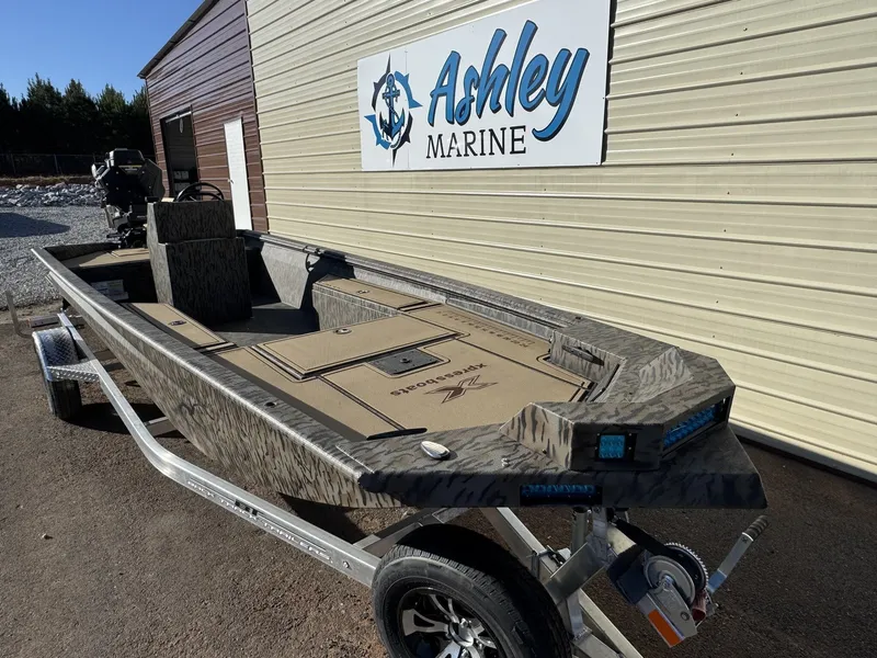 Slide: The Image of Xpress Bayou Series 180CC 2026 - 2