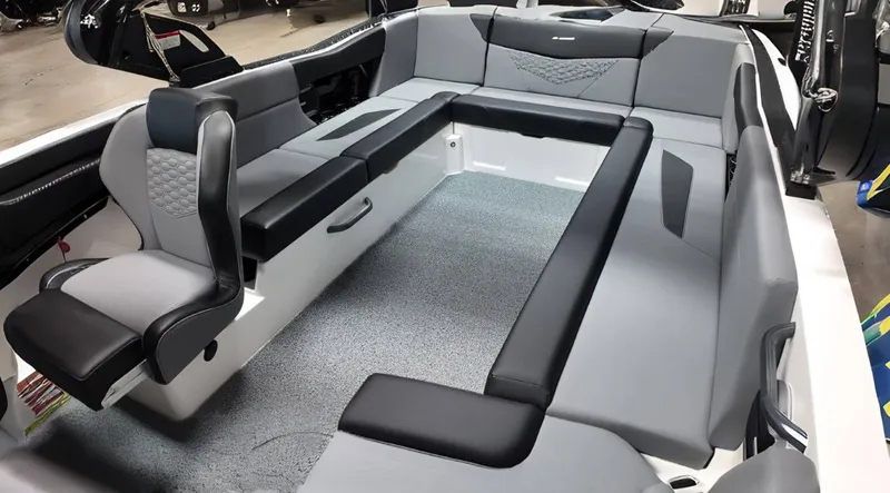 Slide: The Image of MasterCraft NXT24 2026 - 17