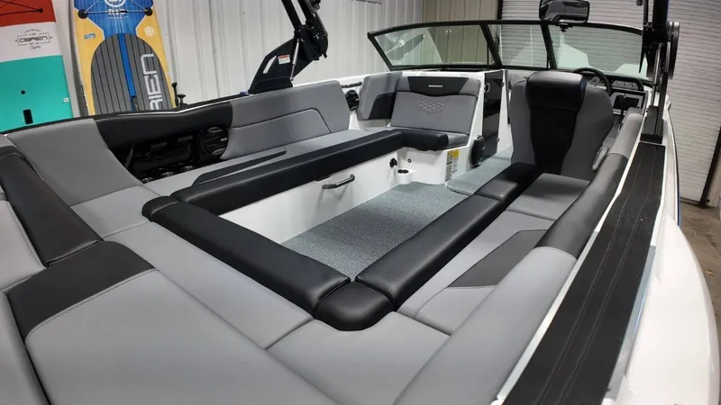 Slide: The Image of MasterCraft NXT24 2026 - 23