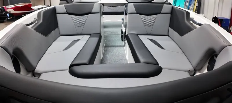 Slide: The Image of MasterCraft NXT24 2026 - 7