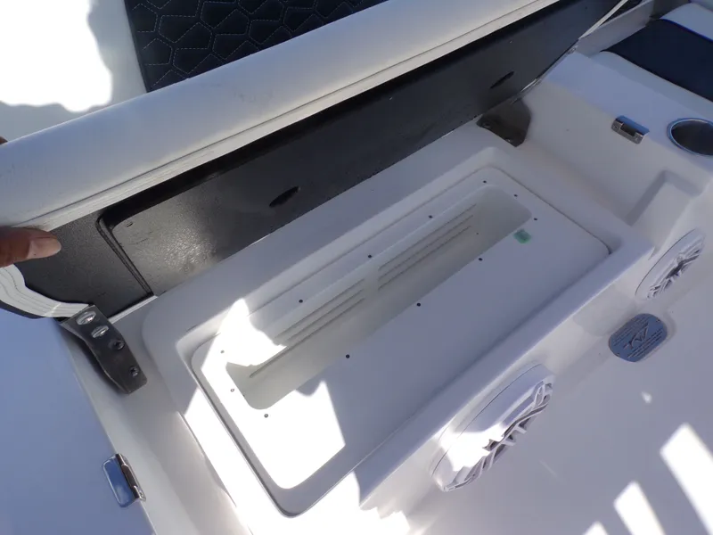 Slide: The Image of Tidewater 2500 Carolina Bay 2026 - 20