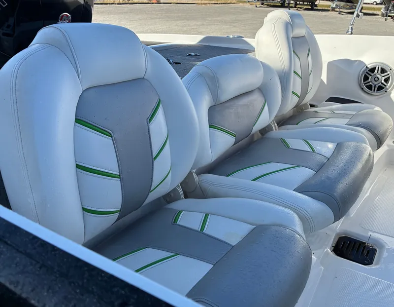 Slide: The Image of Nitro Z19 Sport 2020 - 12