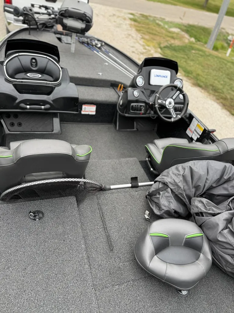 Slide: The Image of Nitro Z18 2019 - 4