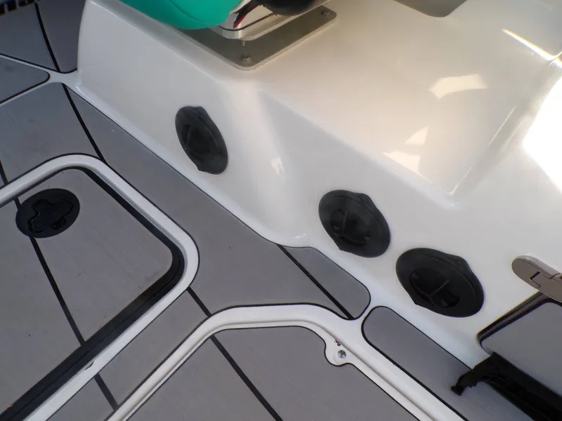 Slide: The Image of Malibu Wakesetter 25LSV 2020 - 21