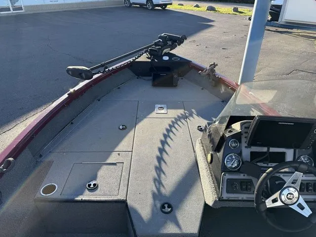 Slide: The Image of Ranger 1682VS 2018 - 3