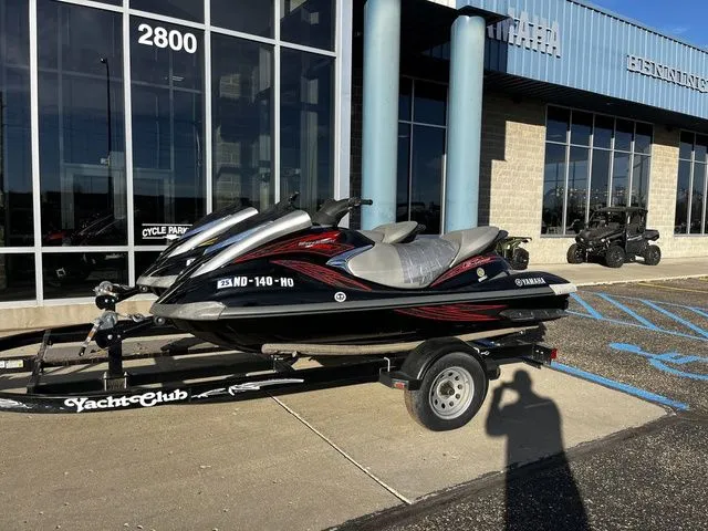 Slide: The Image of Yamaha WaveRunner® FX High Output 2007 - 3