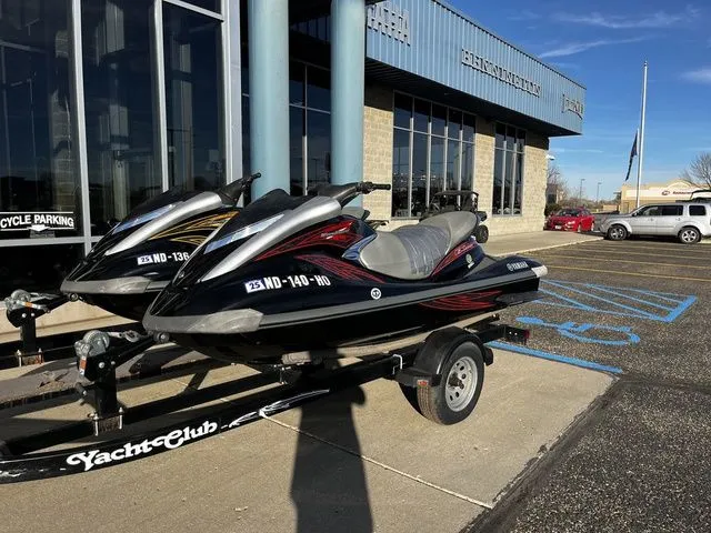 Slide: The Image of Yamaha WaveRunner® FX High Output 2007 - 4